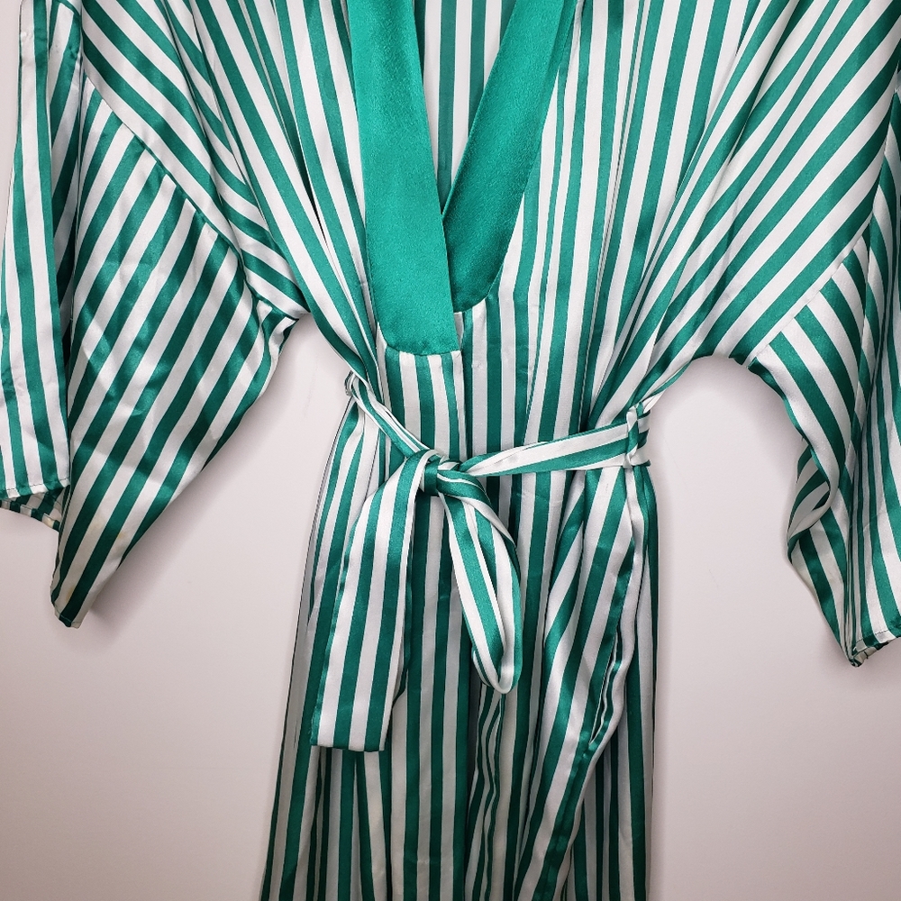 Linda for Eatons Satin Two Piece Sleep Set Nightgown & Housecoat Vintage - Picture 10 of 13